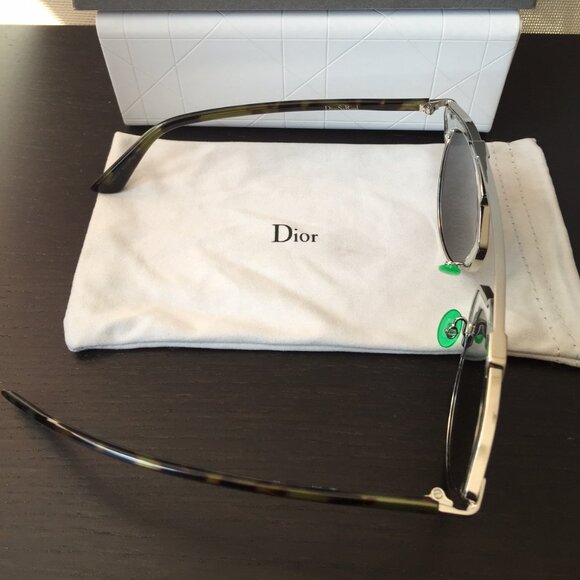 DIOR So Real Aviator Sunglasses Blue Mirror Lens NSY/T7 - Picture 5 of 7